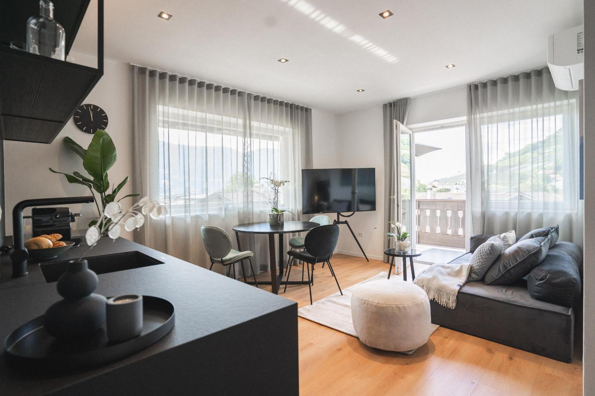 Luxe Vista City Apartments Algund Exteriér fotografie